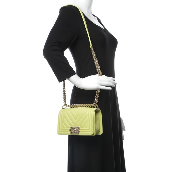 CHANEL Calfskin Chevron Quilted Small Boy Flap Light Green - Picture 4 of 10